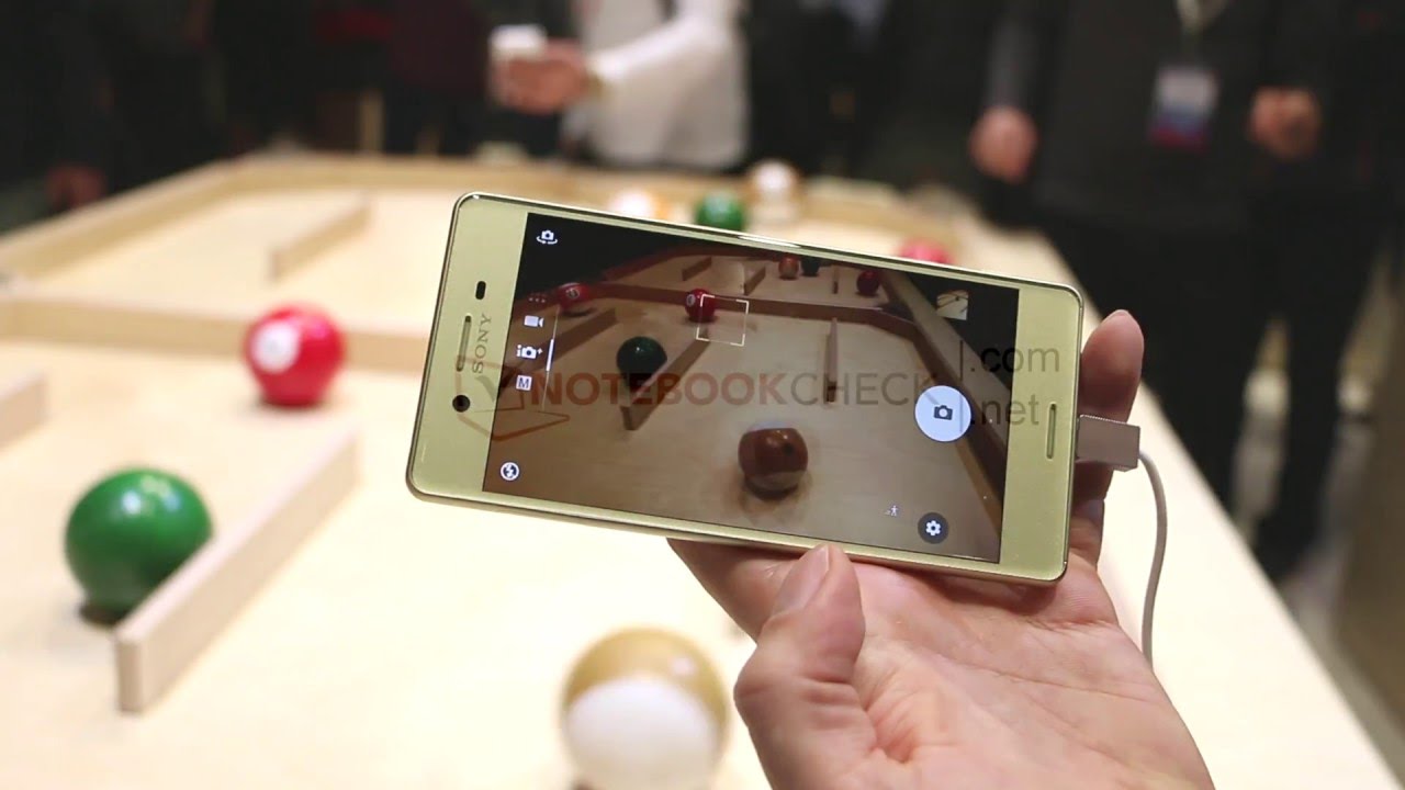 Predictive Hybrid Autofocus demo  - Sony Xperia X