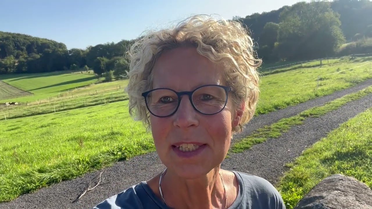 Dogtalking Sommertour Unsicherer Hund fiddelt