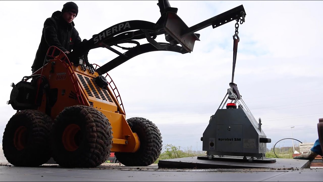 SHERPA 100 lifting heavy tiles combined with Probst SM