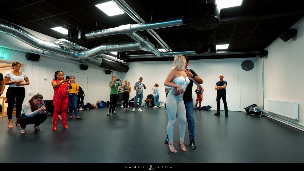 Bachata Sensual Weekend | Dance Vida | Fabian and Livia