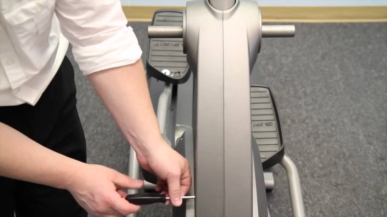 Сборка эллиптического тренажера Spirit Fitness CE800. Шаг 2