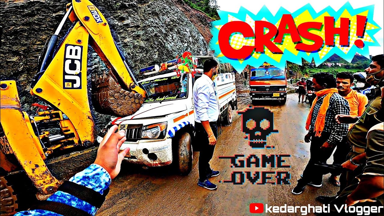 JCB And Bolero Road Accident | OMG! Bolero Proves Build Quality of Mahindra | JCB vs Bolero |