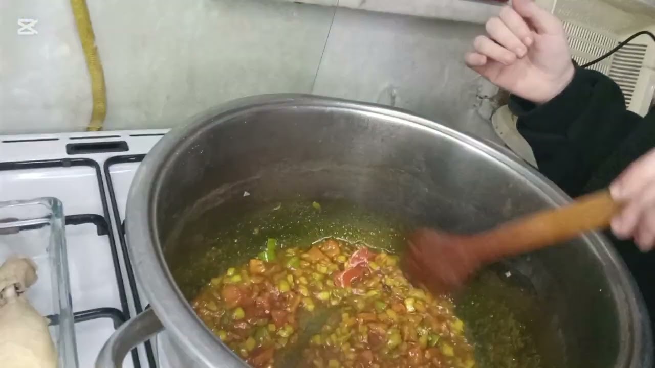 طبخت اليوم على طلب متابعتي تابعوا الفيديو للآخر وشوفوالطبخه راح يعجبكم الفديو 