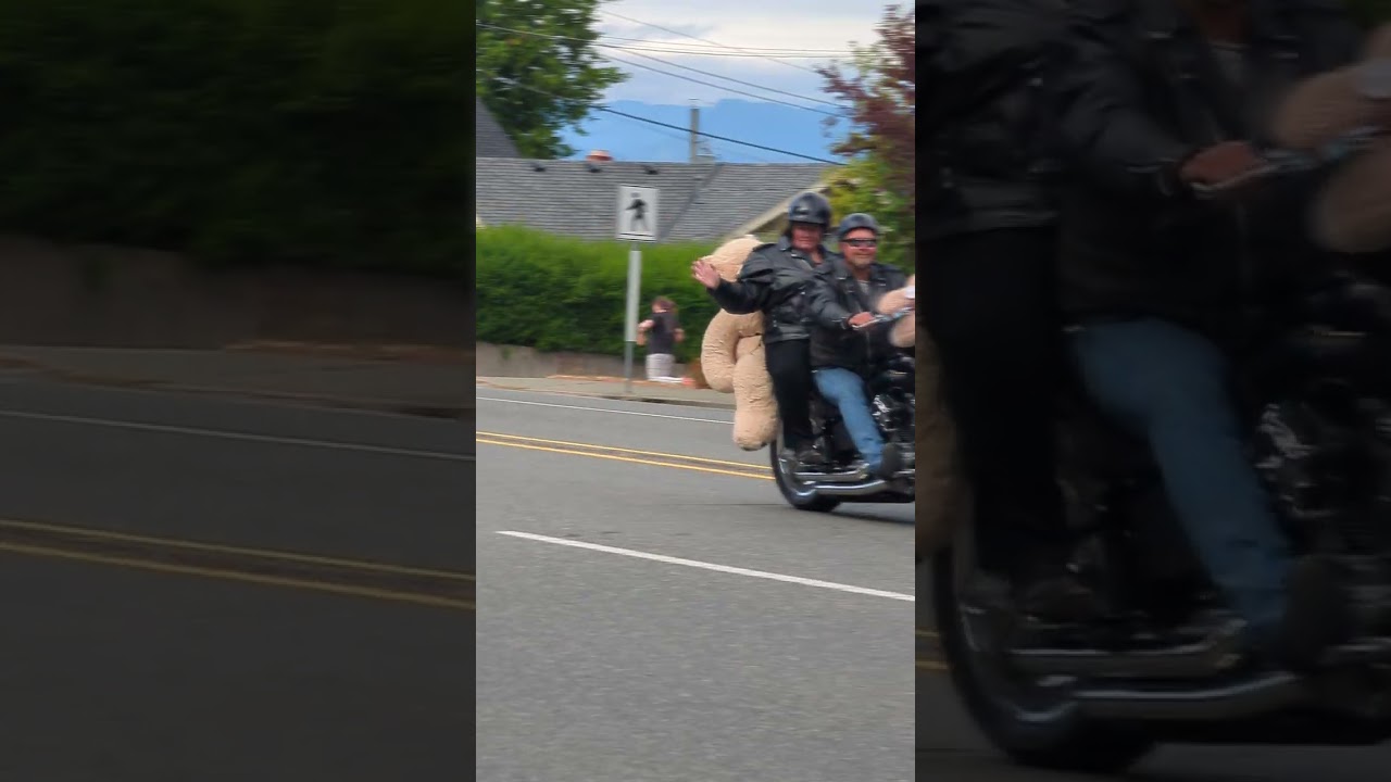Over 1000 motorcycles etc in one place. Port Alberni Toy Run