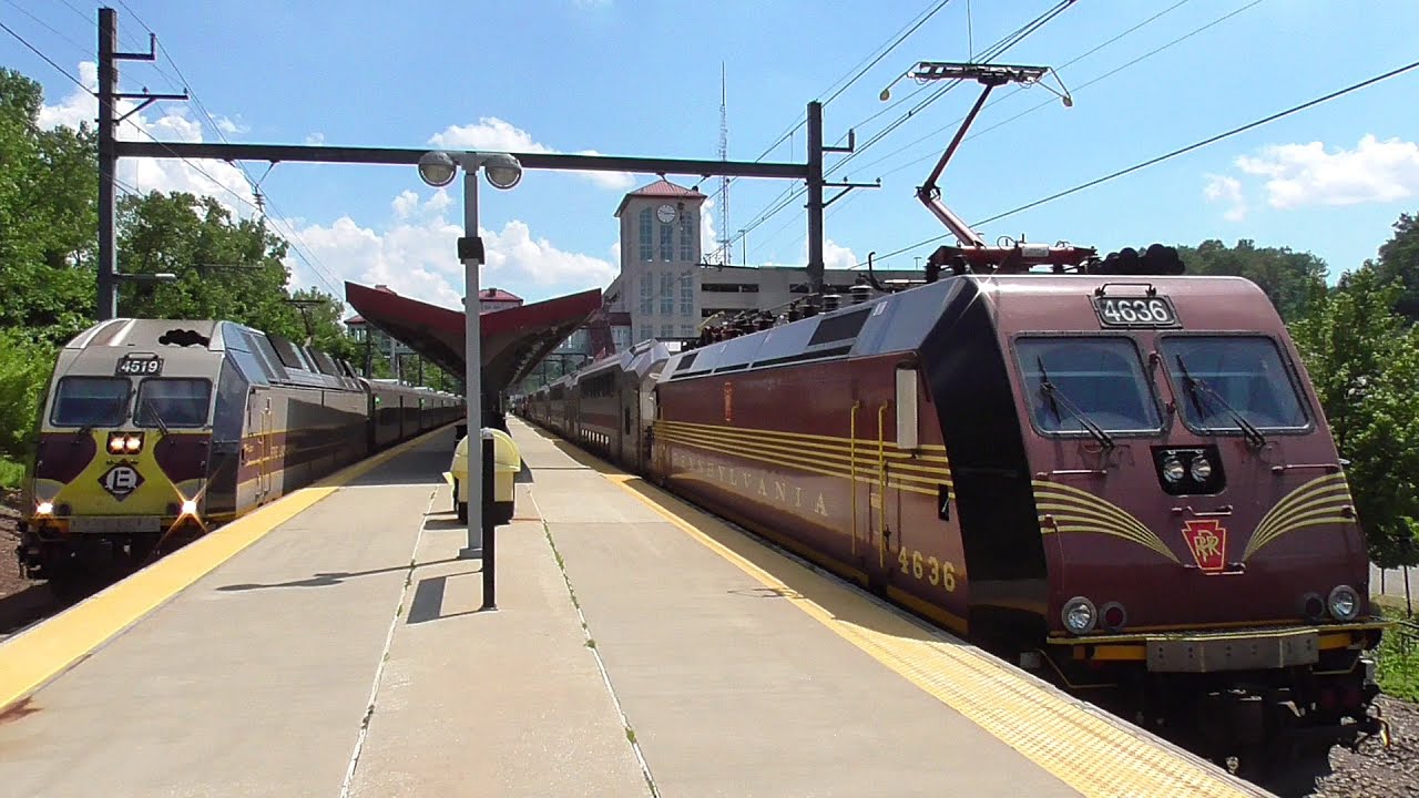 RARE - Two NJ Transit Heritage Units Meeting Up and the Erie Lackawanna's Pantograph Lowering