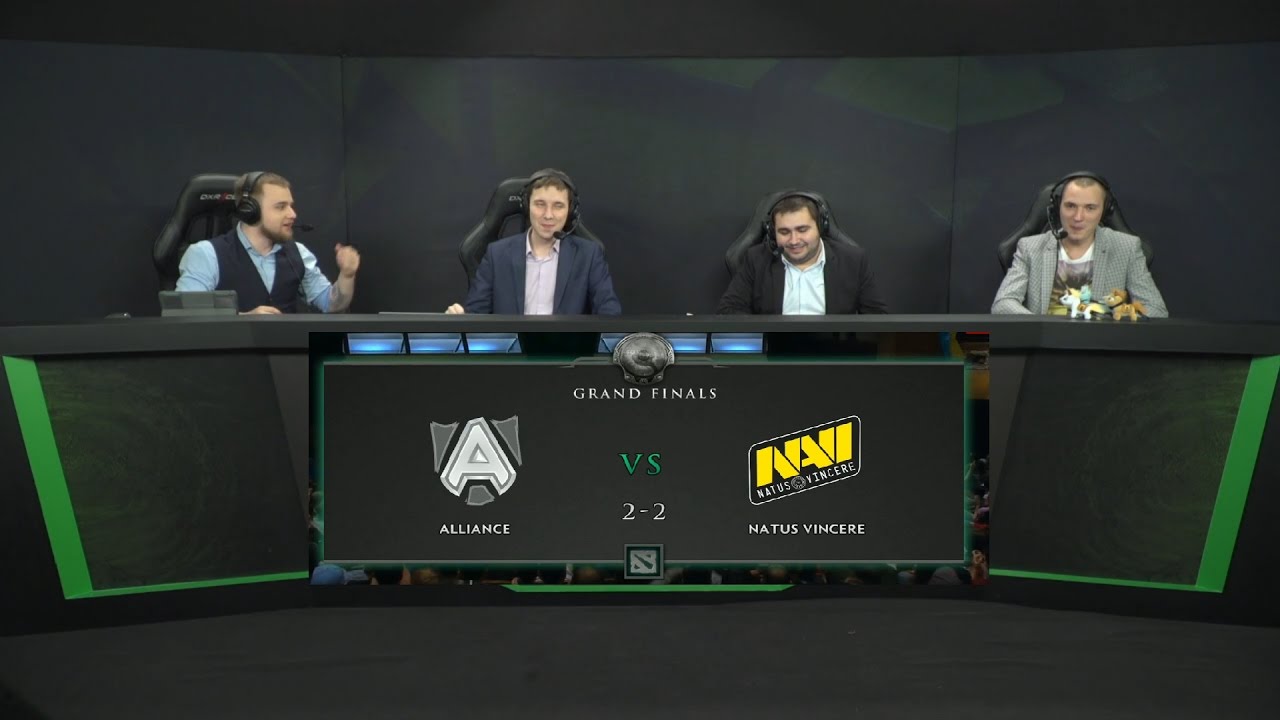 АНАЛИТИКИ СМОТРЯТ ФИНАЛ ТИ3 (Navi vs Alliance)