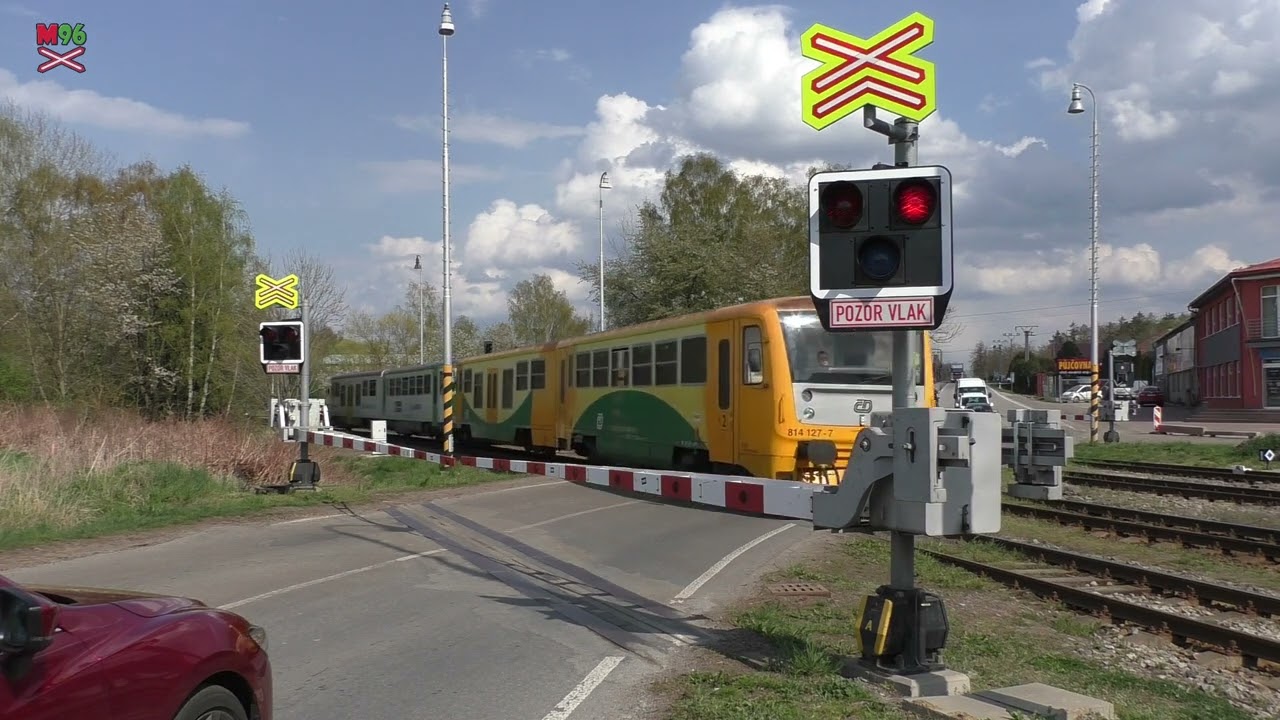 Železniční přejezd Chotěboř #1 [P5272] - 2.5.2022 / Czech railroad crossing