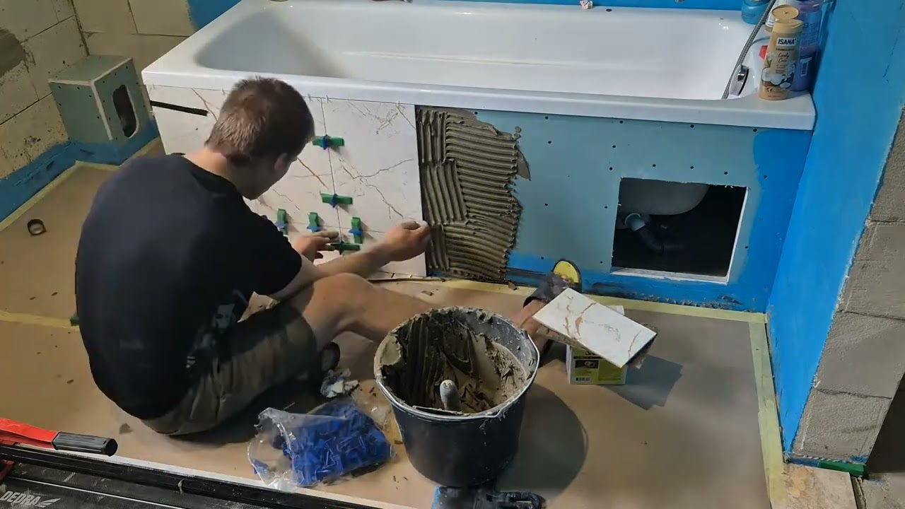 Vannas istaba, 4 daļa. Turpinam flīzēšanu.