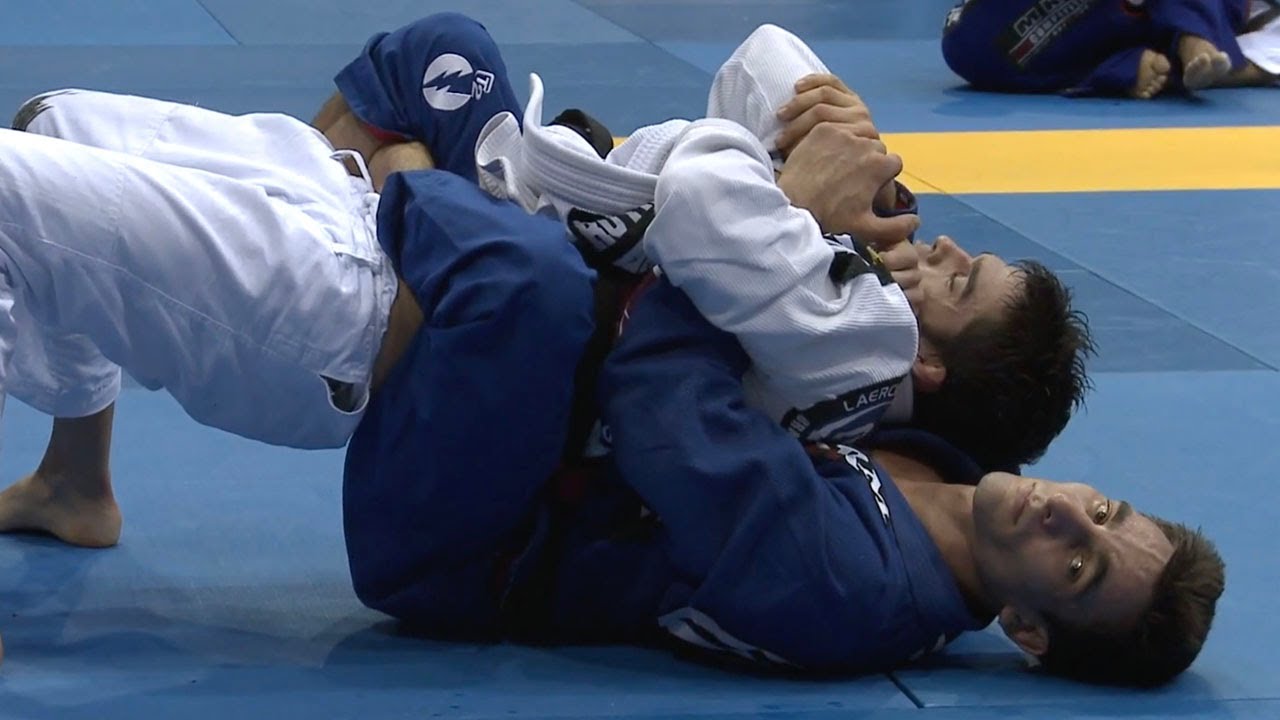 Guilherme Mendes VS Thomas Lisboa / Pan Championship 2013