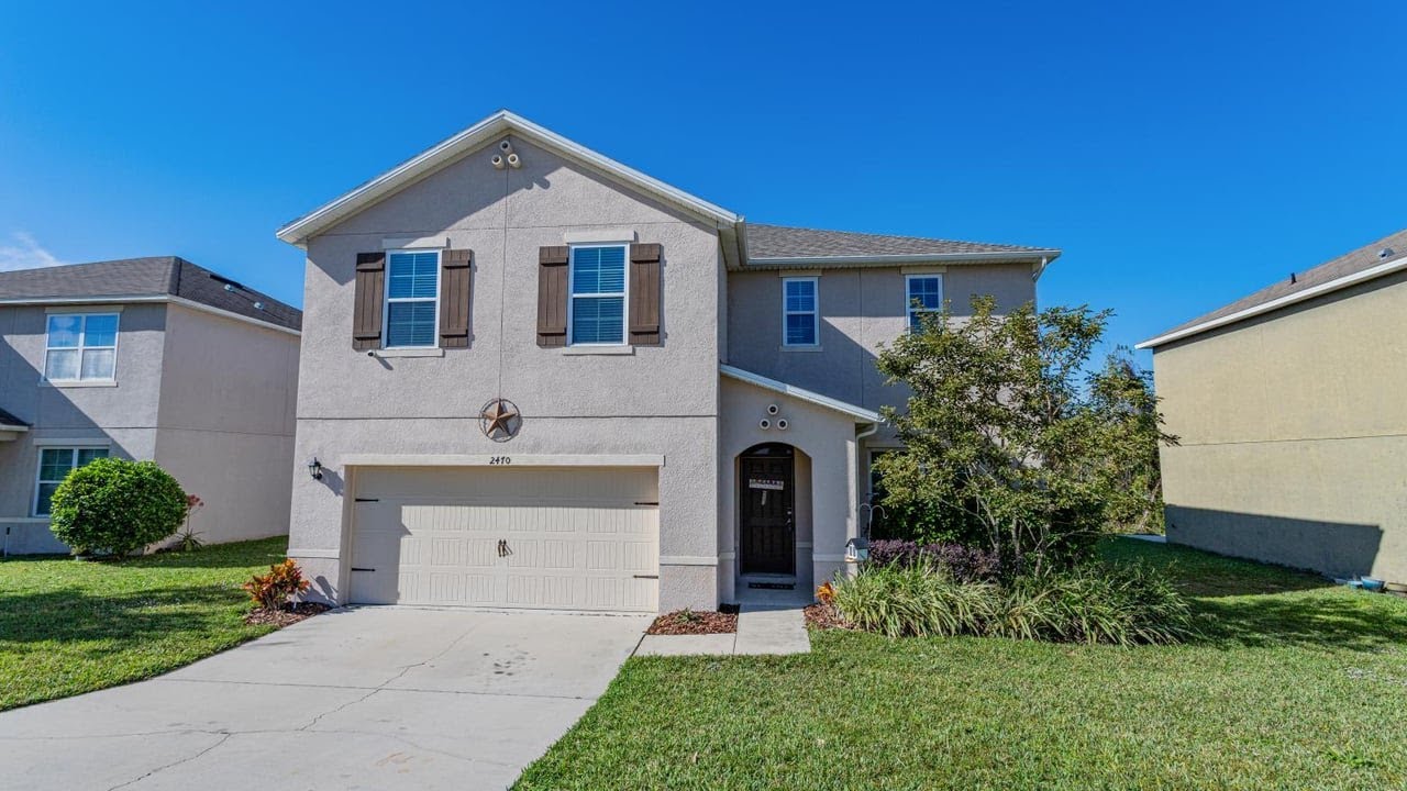 2470 Valhalla Dr, Tavares, FL