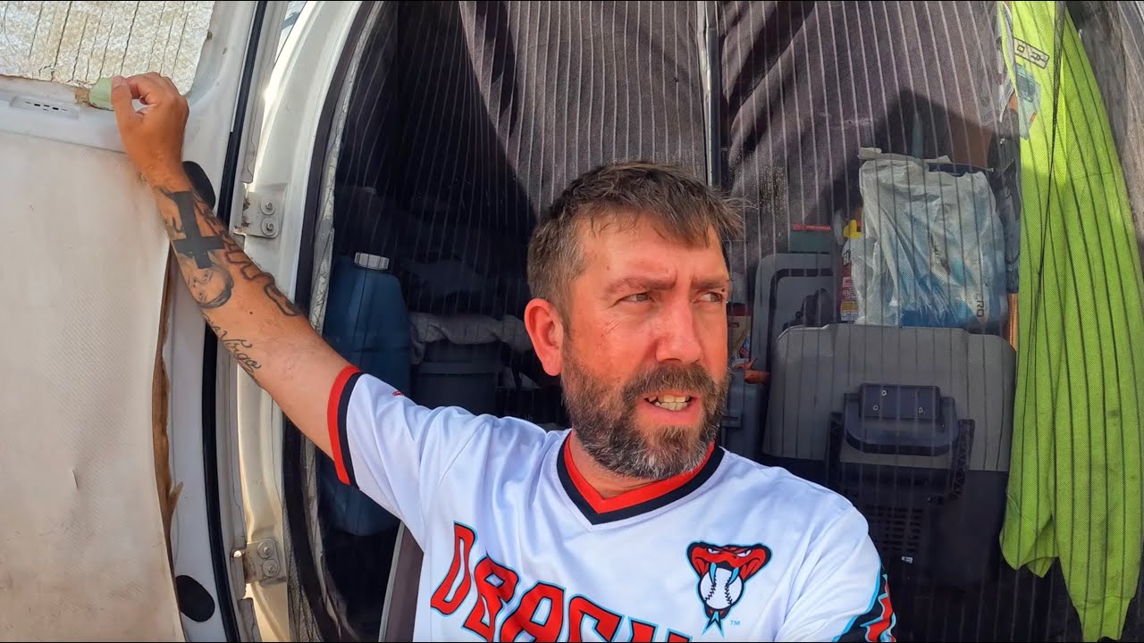 My Go-To Van Life Apps: Road Trip Tech You NEED (2025)