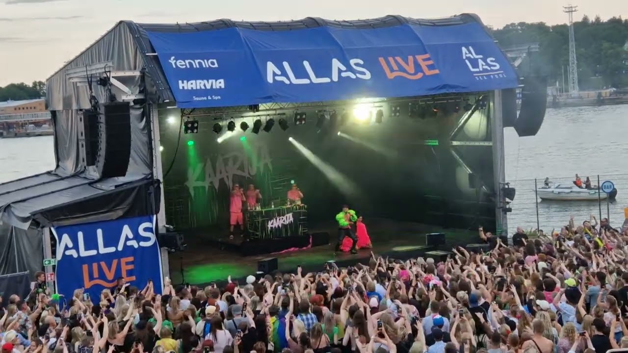Käärijä 💚💚💚 Cha Cha Cha live at Allas Sea Pool in Helsinki 🇫🇮 #käärijä #chachacha #itscrazyitsparty