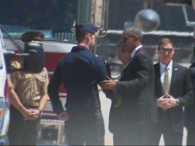Obama Meets with Pilot From Crashed Thunderbird