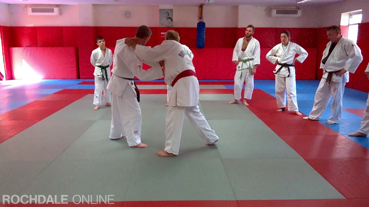 Brian Jacks visits Rochdale Judo Club