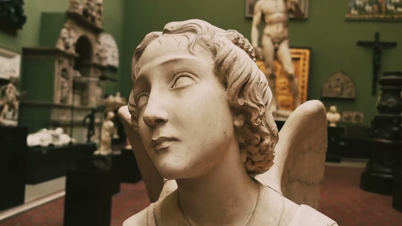 Victoria and Albert museum London 4k