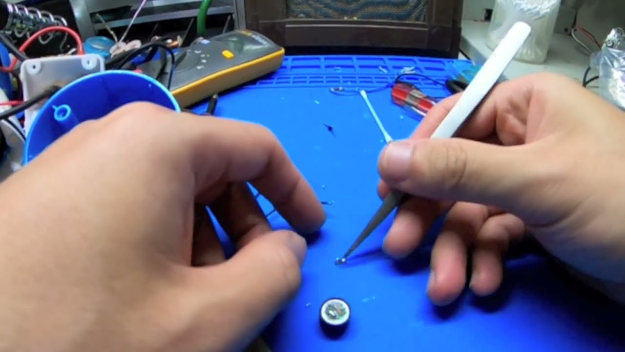 How to Fix Ripped Copper Pads & Traces: Advanced Soldering (Part 1)｜《3C Diagnostic Lab》