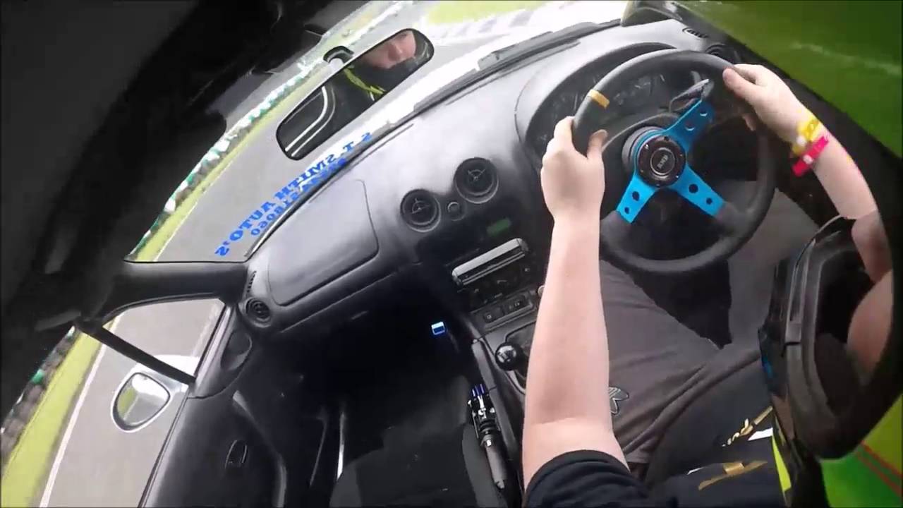 mazda mx5 NB 1.6 drifting three sisters August 2016
