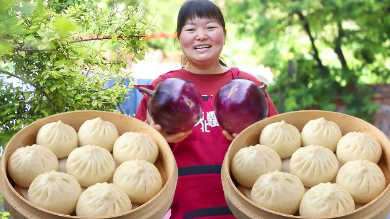 【陕北霞姐】菜地大丰收摘下200斤茄子，做陕北手工”香辣茄包“，皮软馅儿香，一口一个超过瘾！