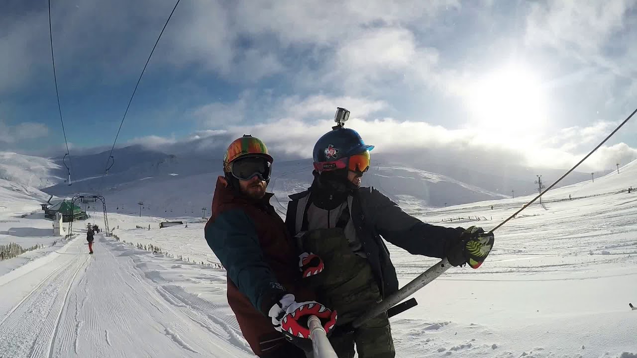 Snowboarding at glenshee scotland 03/03/2020