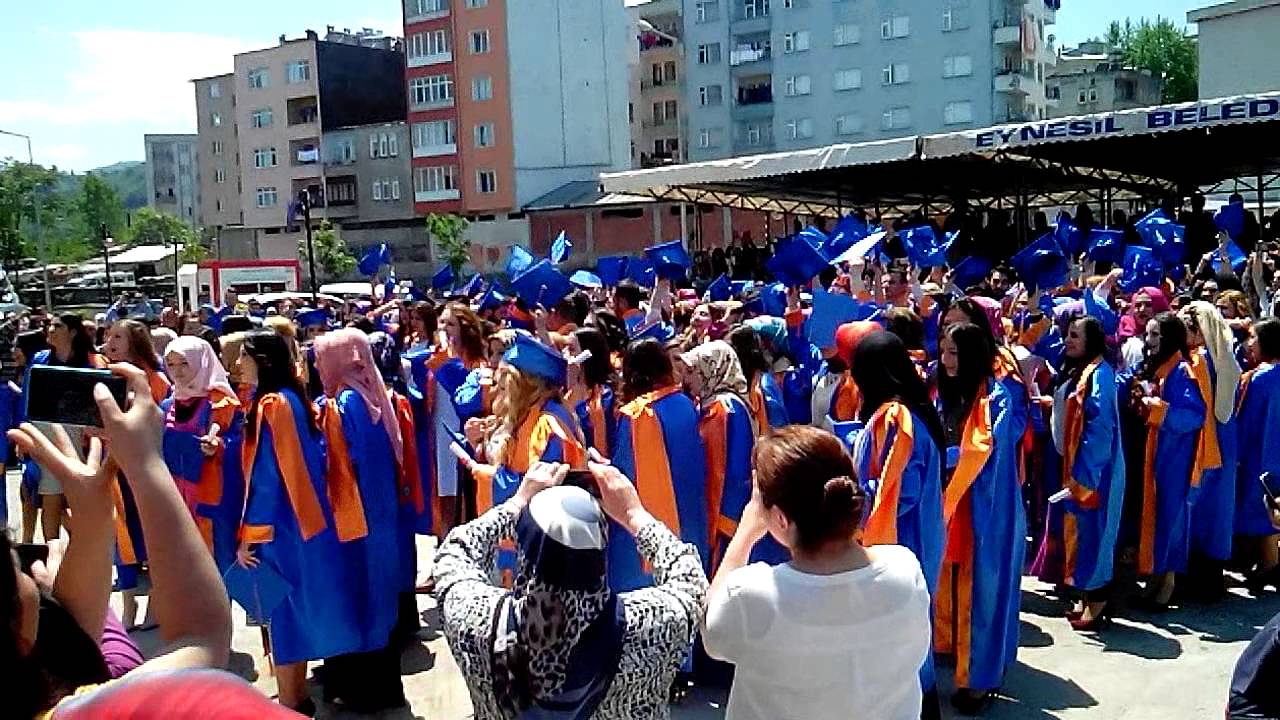 Eynesil Kamil Nalbant Meslek Yüksekokulu 2016 mezuniyet töreni