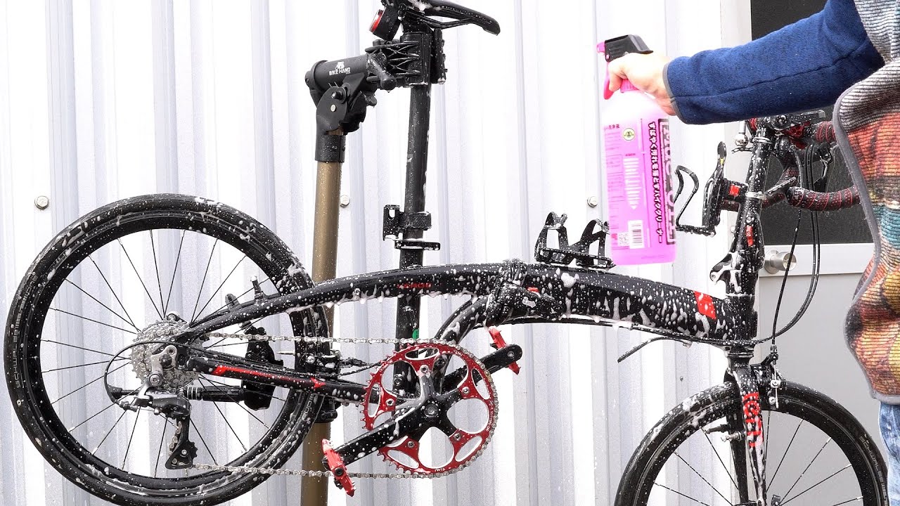 ミニベロ 愛車感謝デー 自転車を洗車する