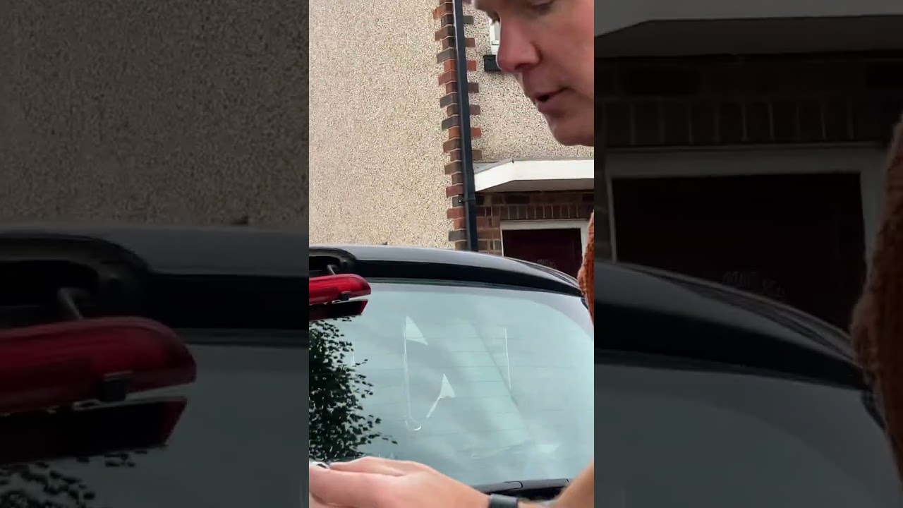 How to change Ford Smax rear centre strip boot tailgate brake light