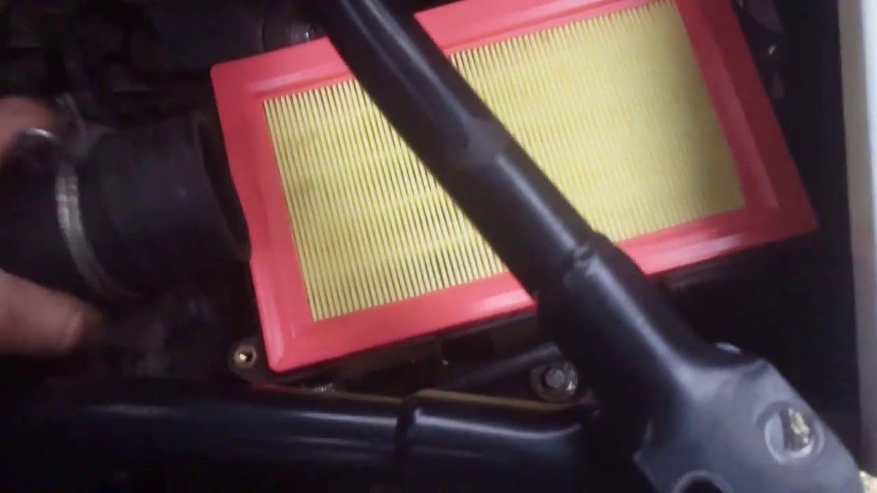 Replacing The Air Filter+ BONUS Daihatsu Hijet Piaggio Porter 1.3