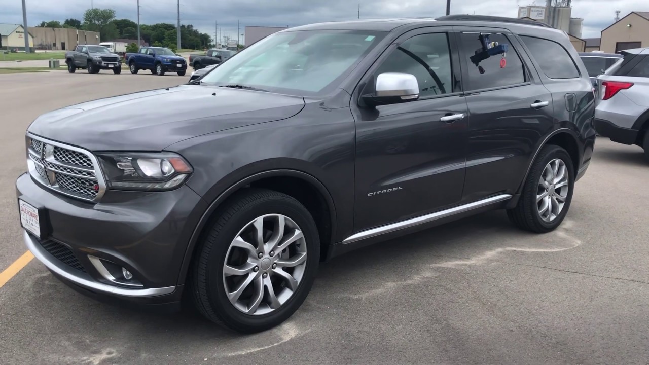 Granite Crystal Metallic 2017 Dodge Durango Citadel at Dale Howard Auto Center in Iowa Falls IA
