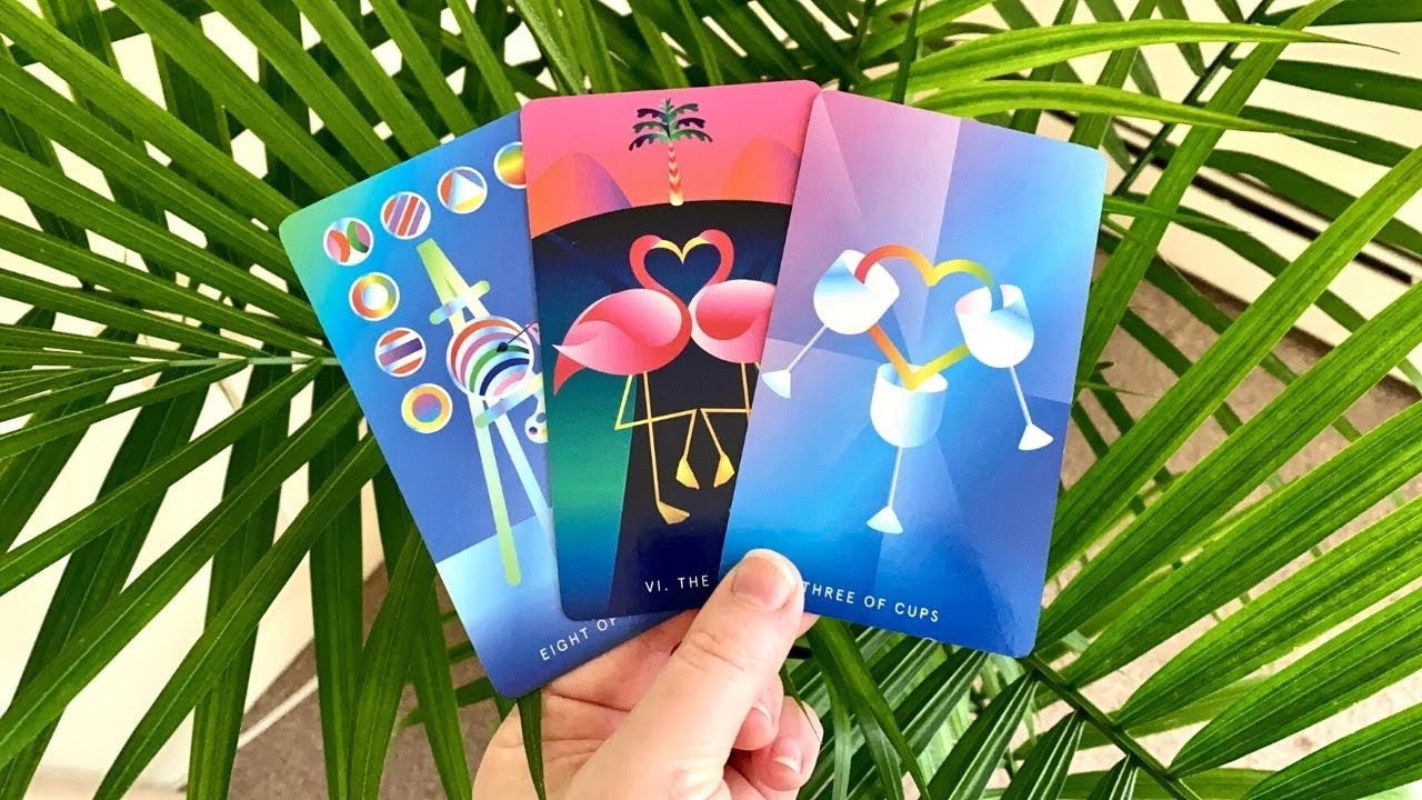 ❣️IMPORTANT MESSAGES ABOUT YOUR LOVE LIFE❣️ PICK A CARD LOVE TAROT READING