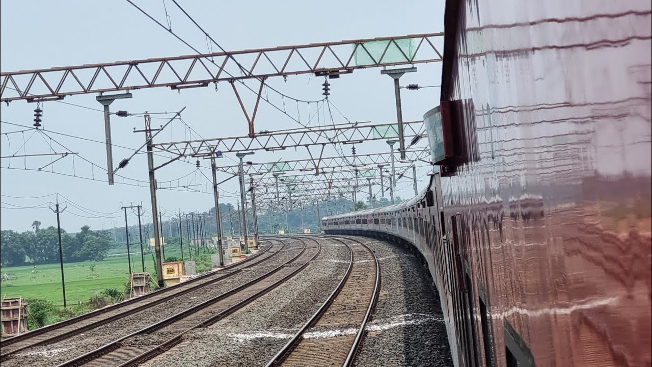 12357 Durgiana Express Full Journey From Kolkata To Bareilly In 1 AC Part 1