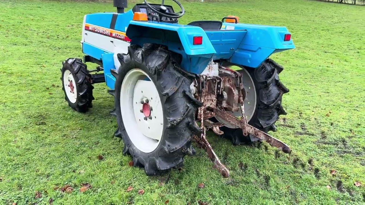4x4 MITSUBISHI MT2201 Compact Tractor