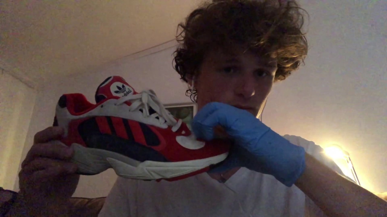 ROLPLAY ASMR : VENDEUR DE CHAUSSURE