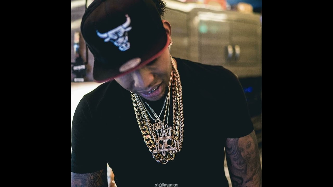 Yung Mazi feat. Derez De’Shon & Yakki - Island
