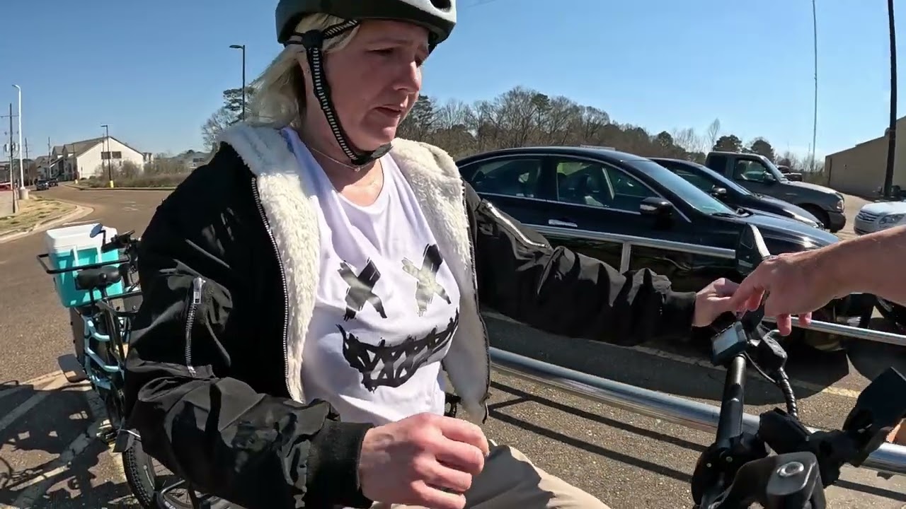 BIG HAUL Me And Wife E-Bike Ride To Walmart On Mooncool TK-1 And CG2  #mooncool #electrictrike