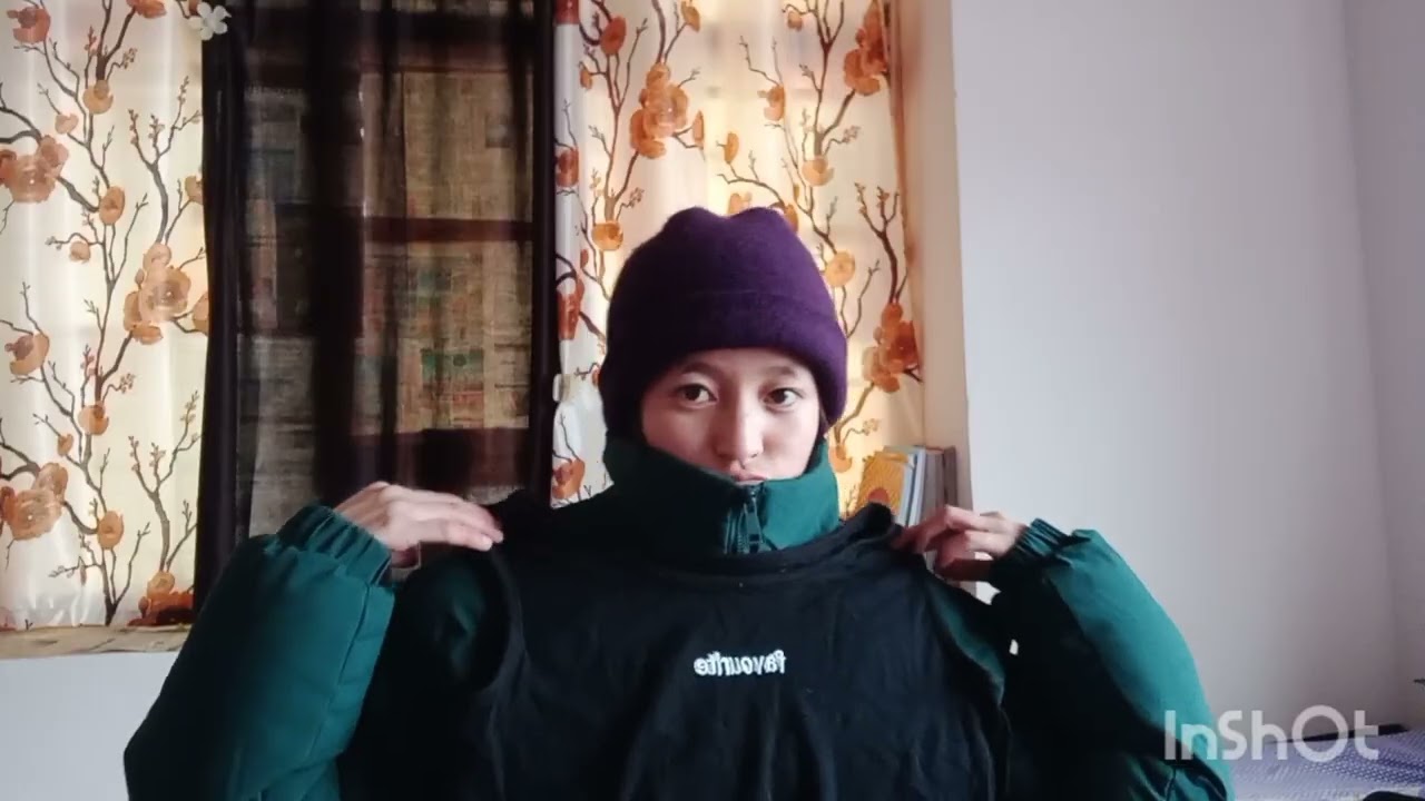 “Unboxing a small gift from my Kerala trip 🎁”