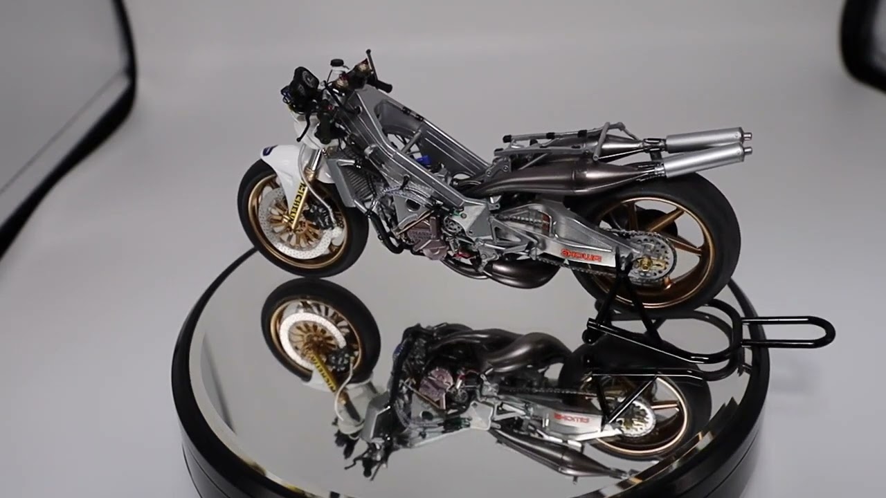 NSR500製作中