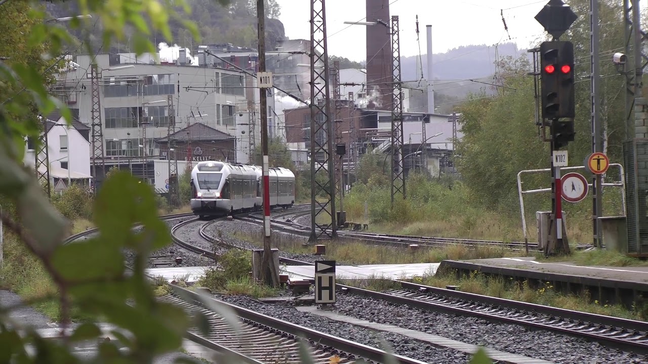 Zug wendet in Iserlohn-Letmathe