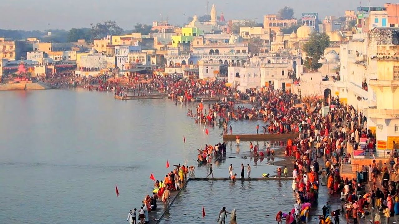 The Fascinating Town of Pushkar in the Desert of India