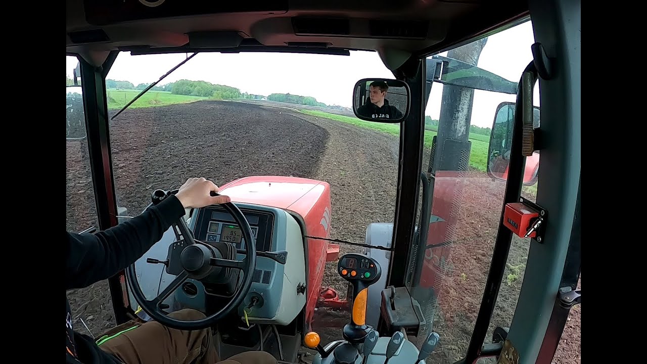 McCormick MTX 125 Pflügen [SOUND]