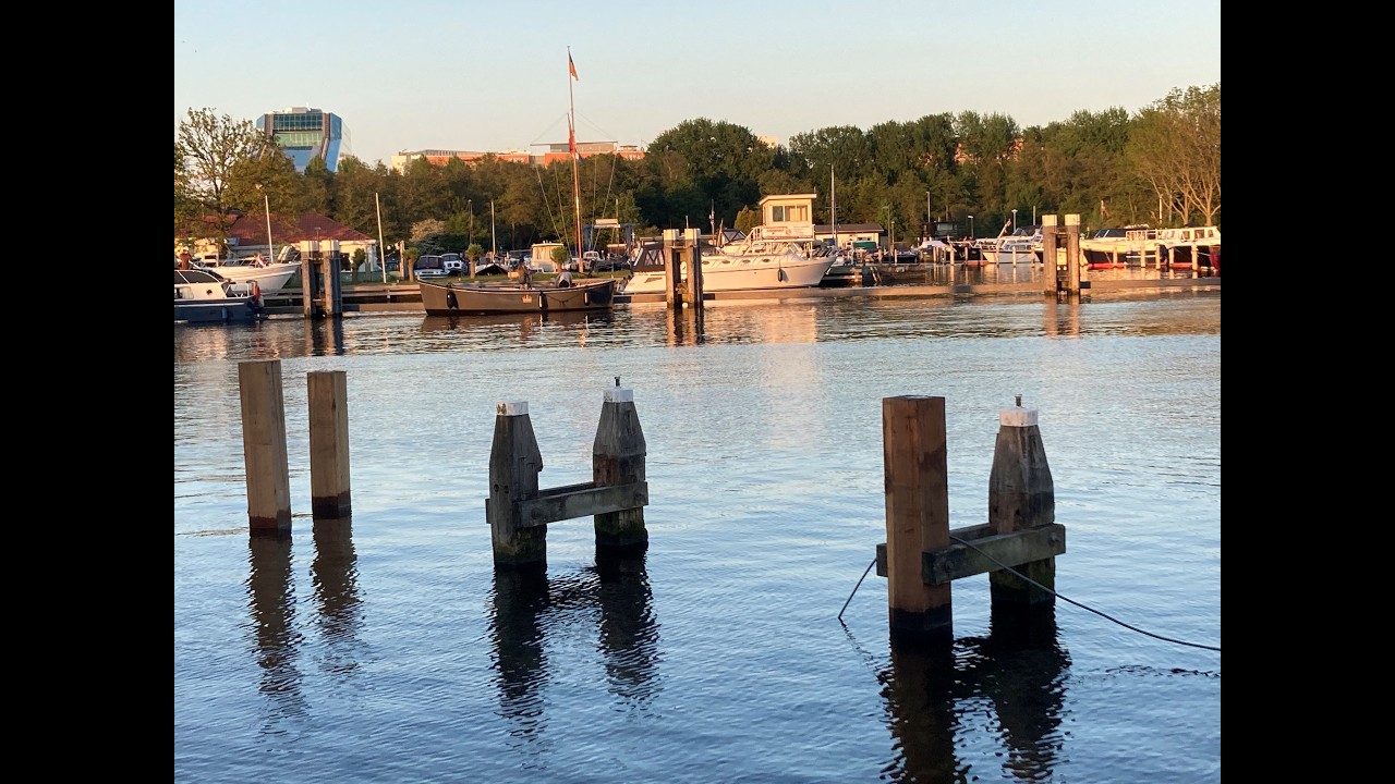 The Master Key to Amsterdam: The water gates!  Nieuwe Meersluis/Schinkel sluis #amsterdam #sluis