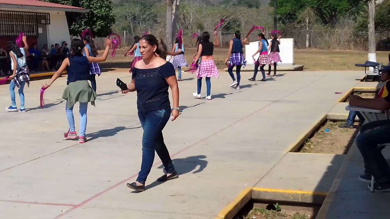 CHICAS WUAPAS DE ZAPOTAN