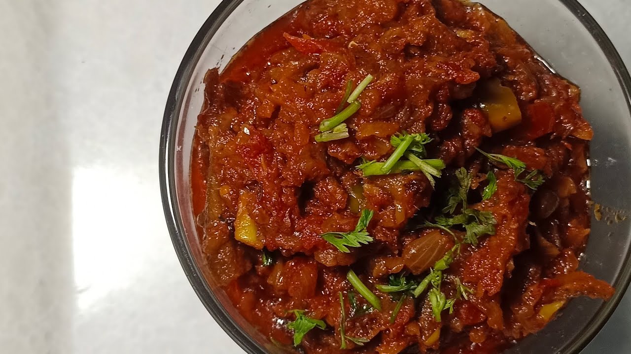 Maharashtran dish Sukhi bombil(fish) ki chutney 😊😊😊
