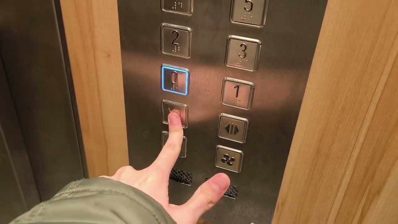 8x Winda Lift Service Pilotów 10 Gdańsk
