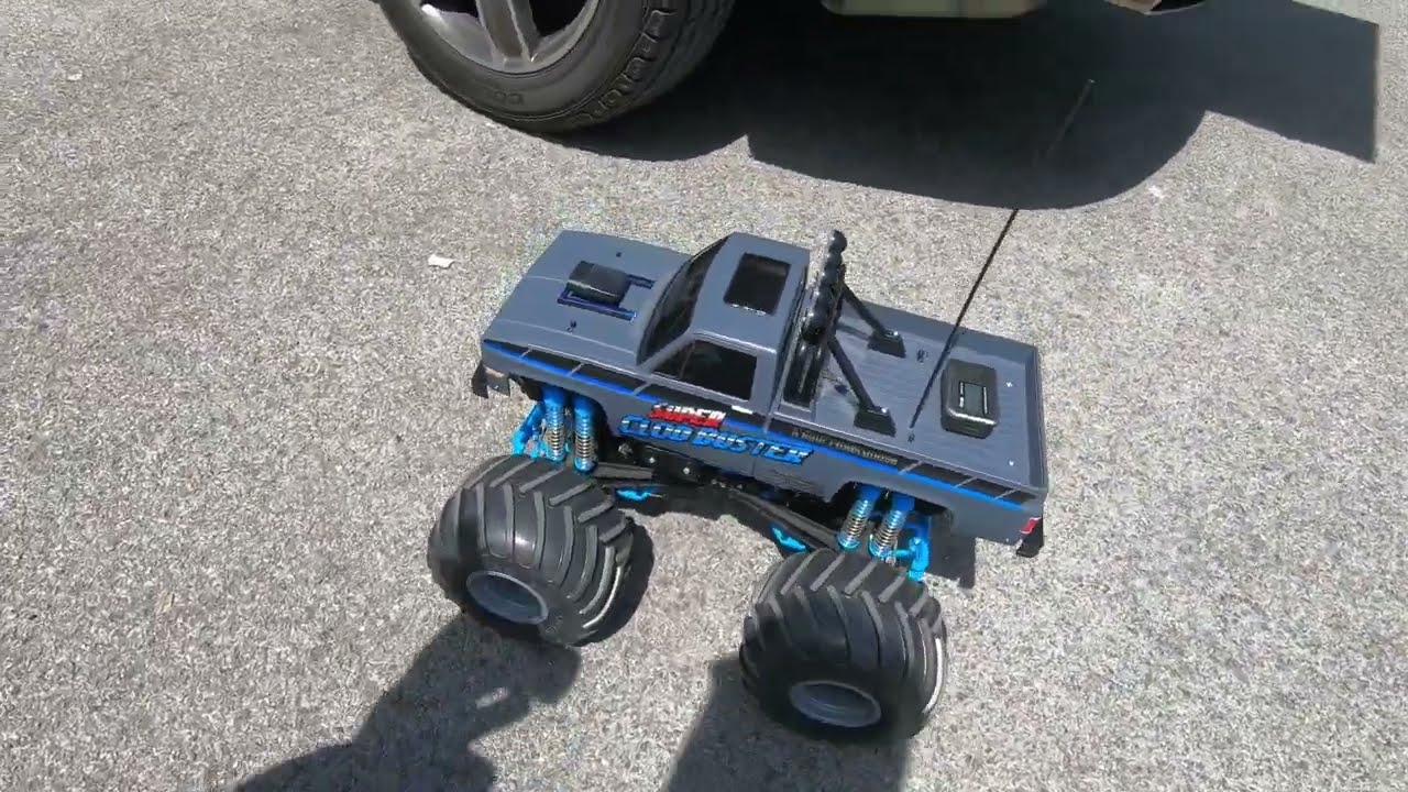 Tamiya Super Clod Buster Gray Edition Speed Run... With 2 different sets of tires......