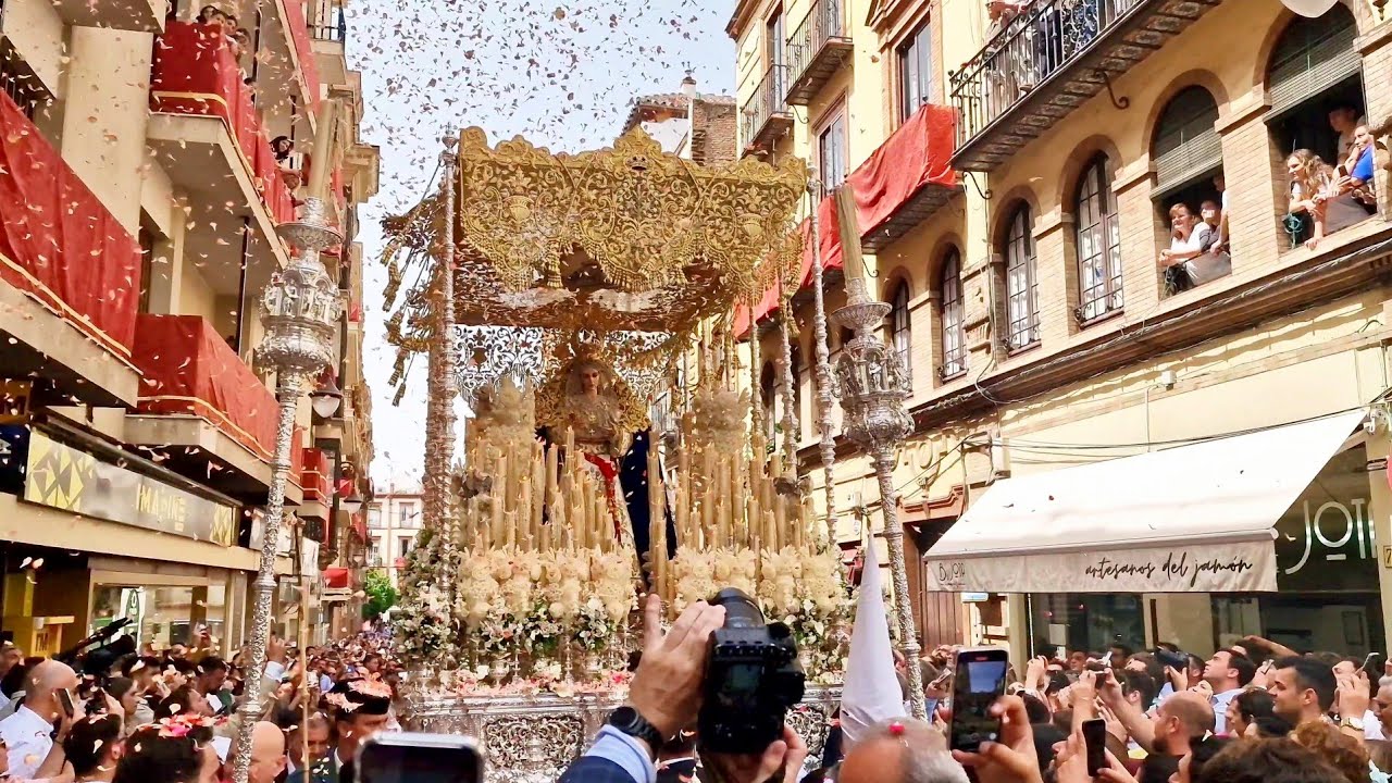 La Virgen de la Aurora por la Cuesta del Rosario - BM Las Cigarreras