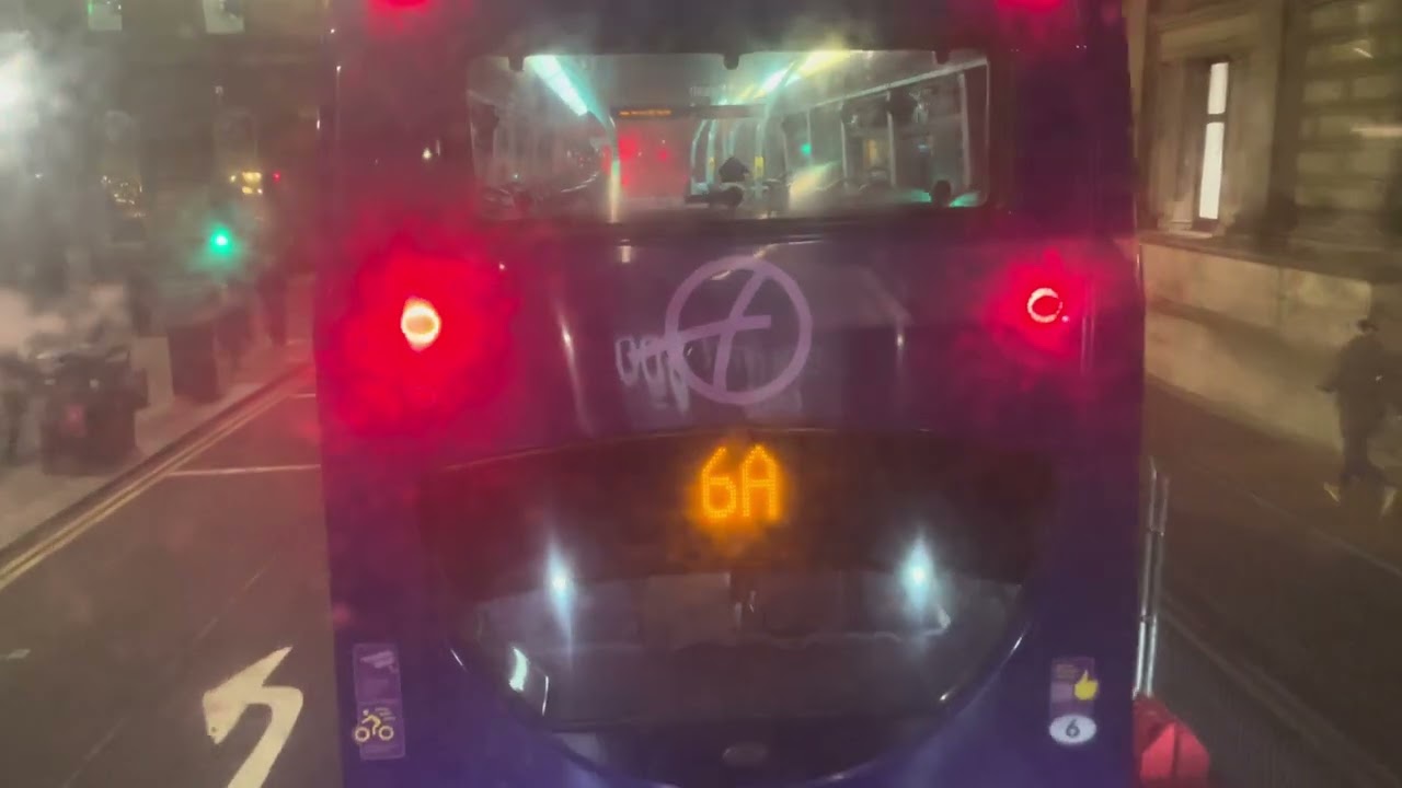First Bus 500: City Centre - Airport 