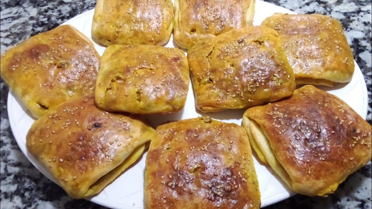 شاركت معاكم  خبيزات بي حشوة لذيذة كيجيو زوينين او مقرمشين بزاف قاديهم لوليداتك  