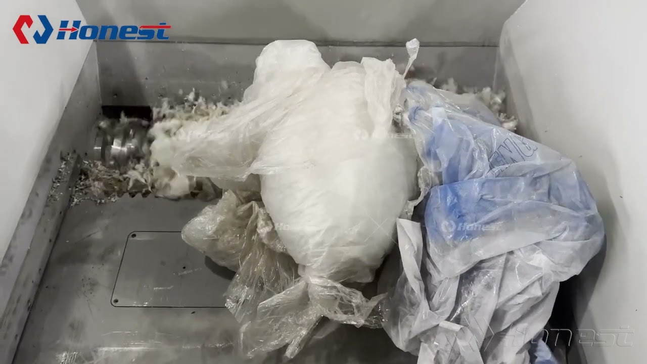 Single Shaft Shredder shreds Plastic Film | Plastic Shredder Machine