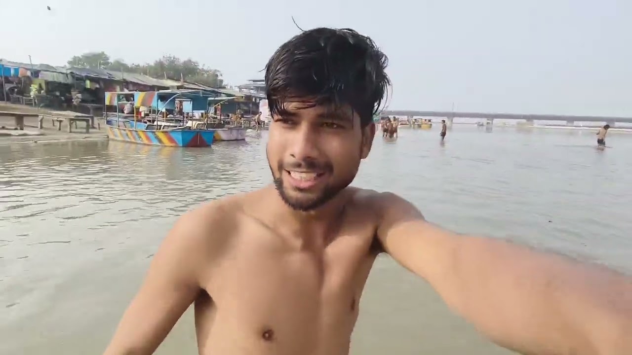 Lo bhai aaj gye Ganga Ji nahane ke liye dost ke sath ful Masti ki like comment share 🚀 #tochanking 