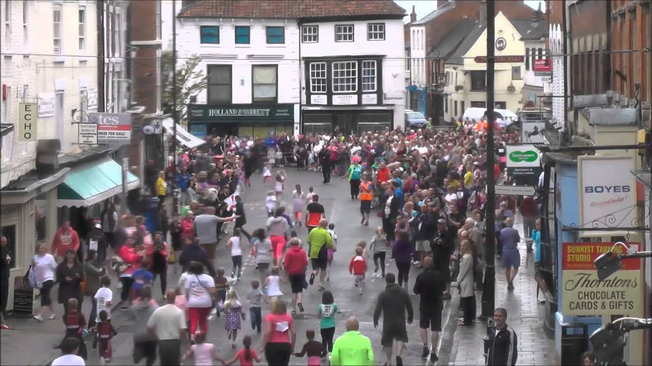 Louth Run for Life 2015 Time Lapse & Juniors Start & Finishers